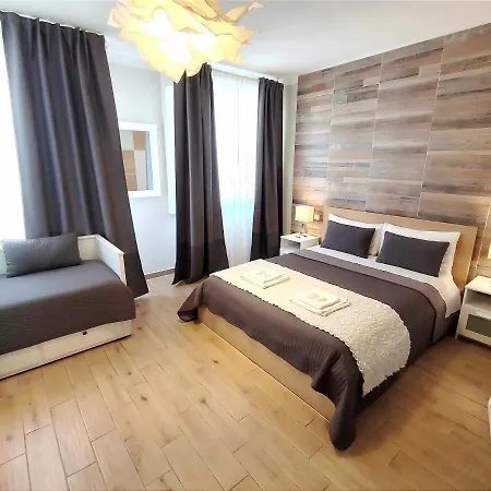 Pisa City Lodge Bed & Breakfast *
