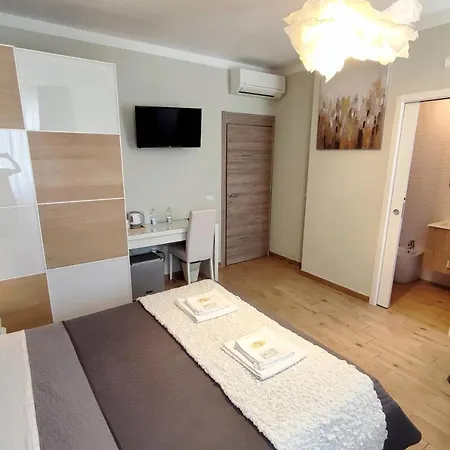 Pisa City Lodge Bed & Breakfast