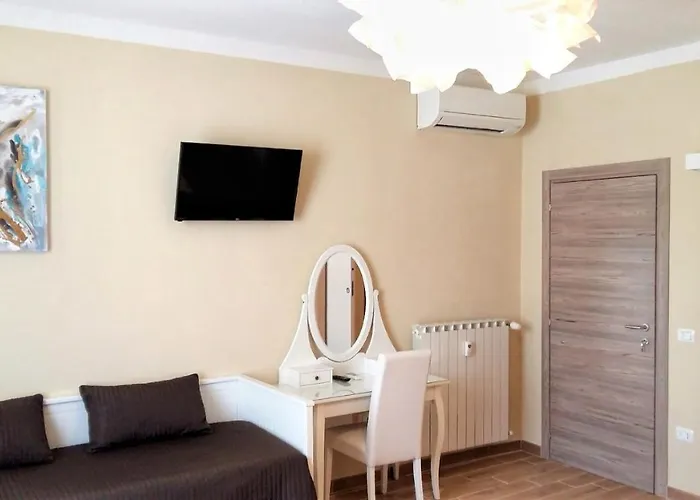 ベッド・アンド・ブレックファスト Pisa City Lodge 3*