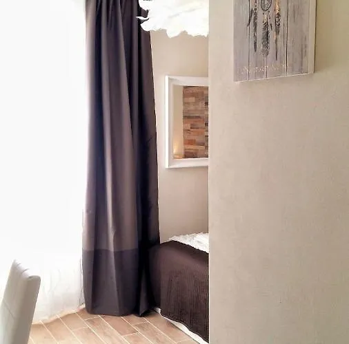 Pisa City Lodge ピサ