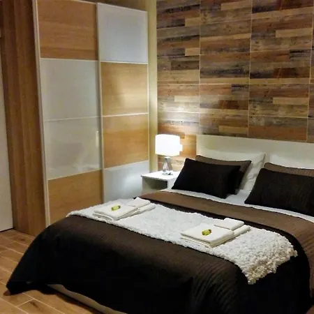 Pisa City Lodge Pise